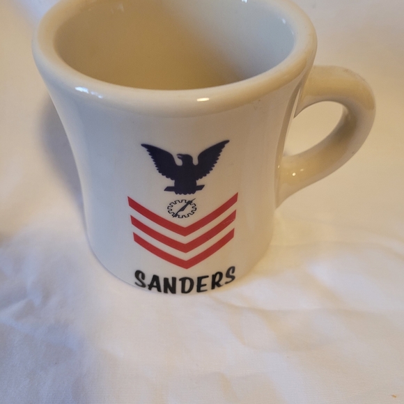 Vintage USS Mount Whitney LCC-20 “Sanders” E-6 Victor Diner Mug - Picture 4 of 5